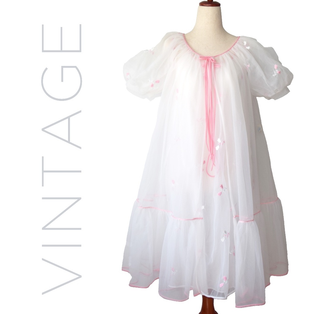 Miss Elaine 1960’s Peignoir Set